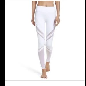 Alo yoga epic mesh legging size L